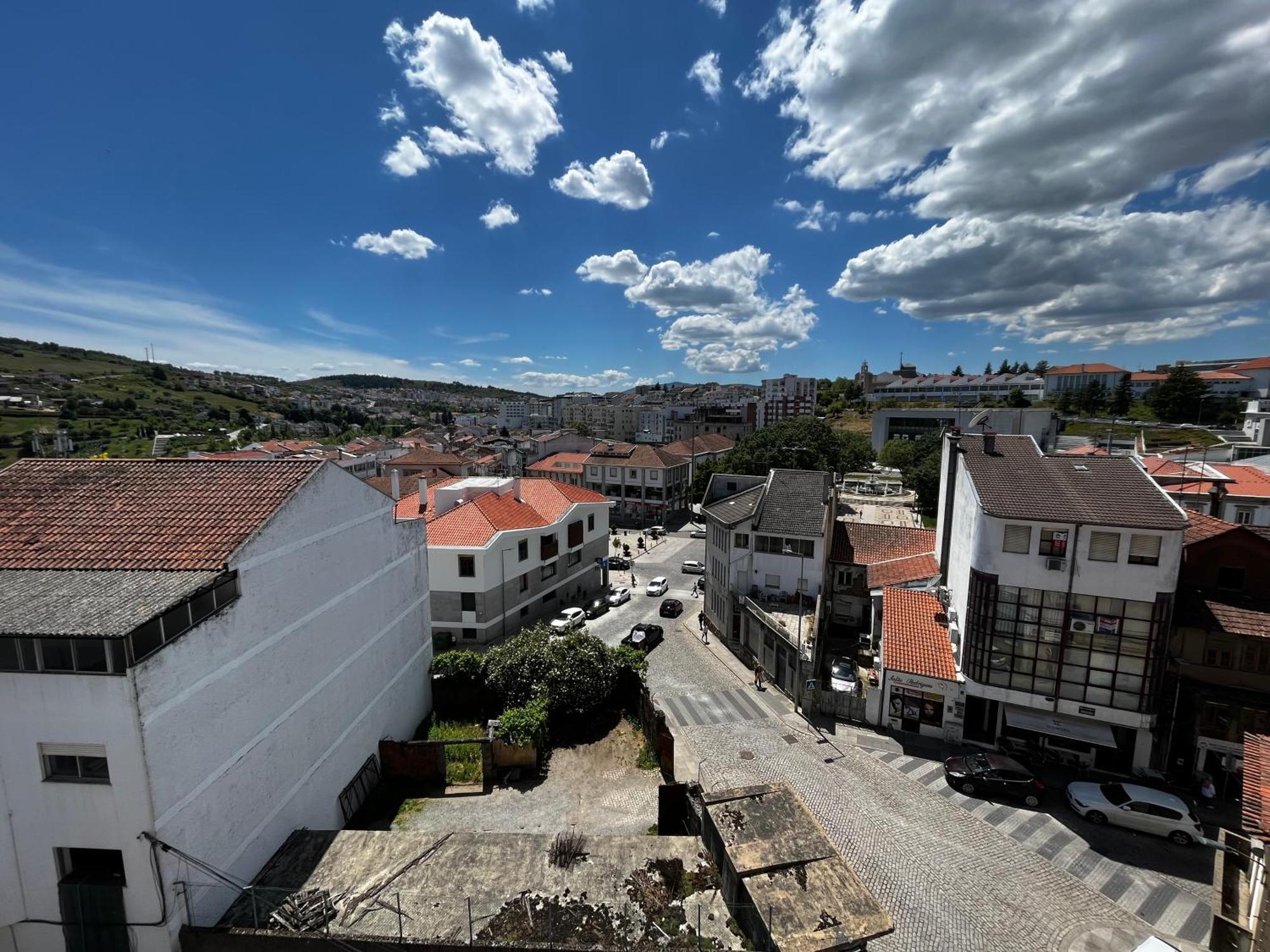 Picadeiro A Apartment Braganca Luaran gambar